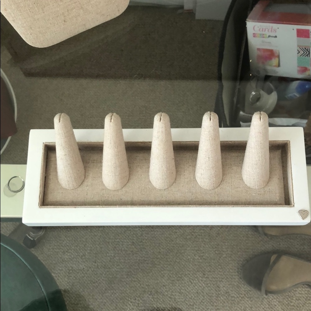 ✨Stella and Dot Ring Display